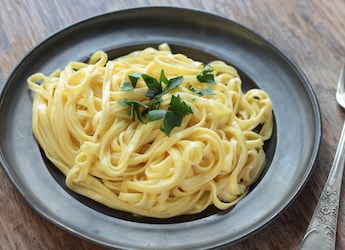 How To Make Butter Noodles: A 10-Minute Recipe To Amp Up Your Weekend How To Make Butter Noodles: A 10-Minute Recipe To Amp Up Your Weekend