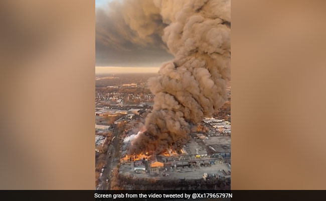 Watch: Massive Fire At US Factory In Chicago Heights, Smoke Visible For Miles