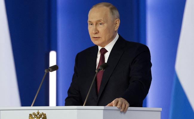Switzerland Charges Four Bankers With Helping Vladimir Putin Hide His Wealth