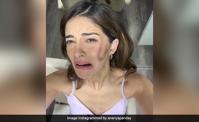 Ananya Panday And Her "Weird Selfies" Series