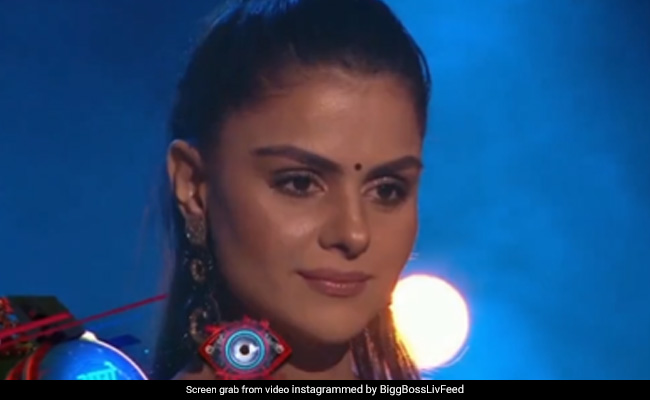 <i>Bigg Boss 16</i>: Ahead Of Finale, Priyanka Chahar Choudhary Gets Emotional After Watching Her Journey Clip