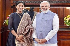 Comedian Whose Mass Layoff Video Went Viral Meets PM Modi Comedian Whose Mass Layoff Video Went Viral Meets PM Modi