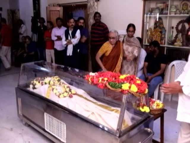 Veteran Filmmaker And Dadasaheb Phalke Awardee K Viswanath Dies At 92