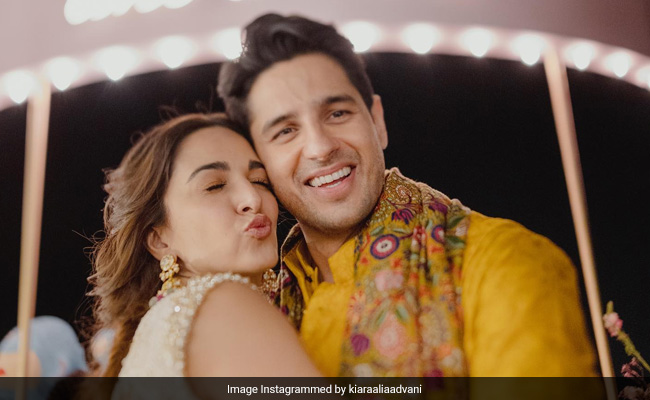 New Pics From Kiara Advani And Sidharth Malhotra's Wedding Festivities Make The Perfect Valentine's Day Post