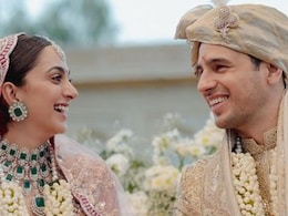 स्विगी ने ट्विटर पर शेयर किया सिड-कियारा की शादी में खाने को लेकर फनी मीम, यहां देखें मजेदार कमेंट्स स्विगी ने ट्विटर पर शेयर किया सिड-कियारा की शादी में खाने को लेकर फनी मीम, यहां देखें मजेदार कमेंट्स