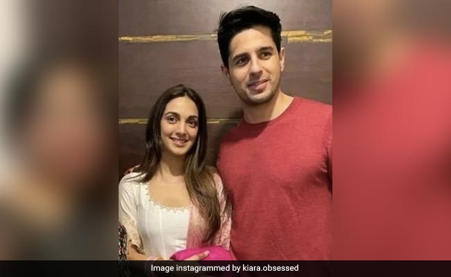 Viral Pic Of Newlyweds Kiara Advani And Sidharth Malhotra From Delhi