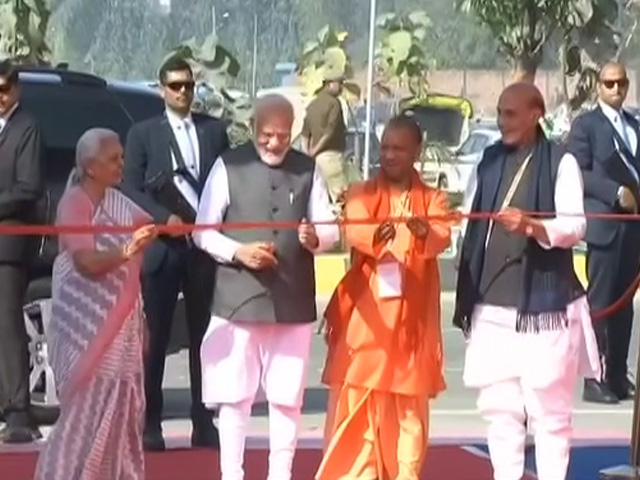PM Modi Inaugurates 3-Day Global Investors Summit In Uttar Pradesh