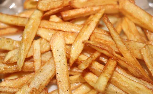 Woman Accused Of Running Over Boyfriend With Car After He ''Ate One Of Her Chips''