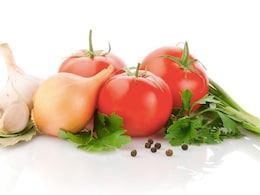 जब घर में कोई सब्जी न हो तो प्याज, टमाटर और हरा धनिया से बनाएं ये 5 मजेदार रेसिपी जब घर में कोई सब्जी न हो तो प्याज, टमाटर और हरा धनिया से बनाएं ये 5 मजेदार रेसिपी