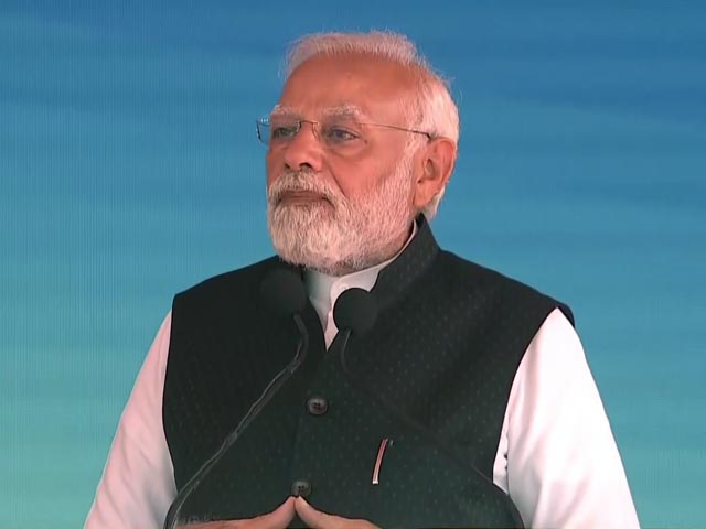 केंद्र सरकार बेहतर बुनियादी ढांचा प्रदान करने के लिए कड़ी मेहनत कर रही है: PM मोदी