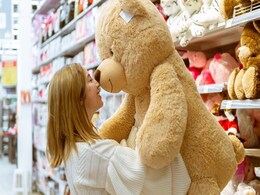Teddy Day 2023: History, Significance Of This Day During Valentine's Week Teddy Day 2023: History, Significance Of This Day During Valentine's Week