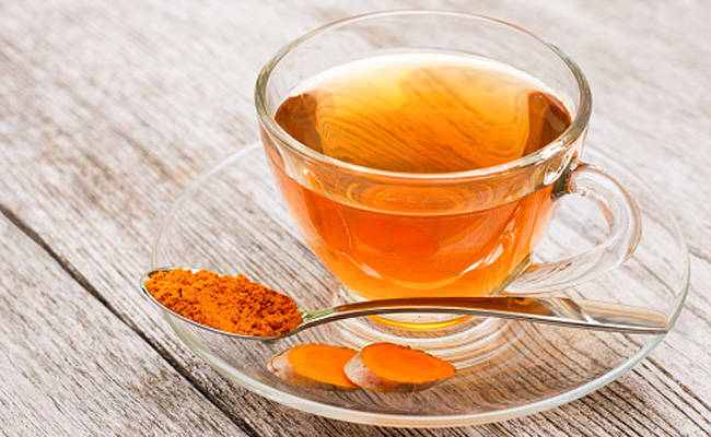 Turmeric has anti-viral and anti-bacterial properties which makes it perfect for monsoon diet