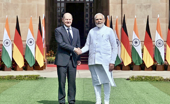 PM Welcomes German Chancellor With Meghalaya Stoles, Nagaland Shawls