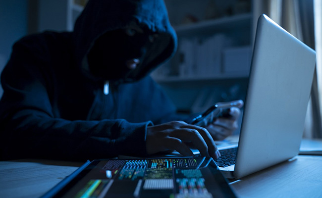 Chinese Hackers Breached US Government Emails Through Microsoft Cloud: Report