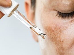 चेहरे के दाग-धब्बों को छूमतंर कर देगा आलू का रस, बस जान लीजिए लगाने का सही तरीका  चेहरे के दाग-धब्बों को छूमतंर कर देगा आलू का रस, बस जान लीजिए लगाने का सही तरीका