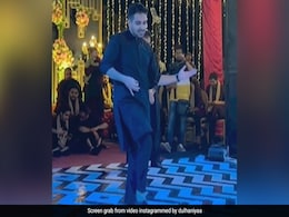 शादी में इन लड़कों ने 'कांटा लगा' पर डांस से यूं उड़ाया गरदा, वीडियो देखे आप भी कहेंगे इनके आगे शेफाली जरीवाला भी फेल है शादी में इन लड़कों ने 'कांटा लगा' पर डांस से यूं उड़ाया गरदा, वीडियो देखे आप भी कहेंगे इनके आगे शेफाली जरीवाला भी फेल है