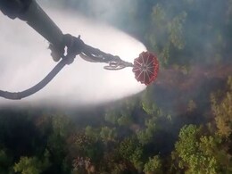Air Force Deploys Mi-17 Helicopter To Fight Forest Fires In Goa Air Force Deploys Mi-17 Helicopter To Fight Forest Fires In Goa