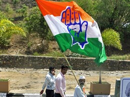 बंगाल उपचुनाव में कांग्रेस प्रत्याशी को मिली जीत, विधानसभा में खुला पार्टी का खाता बंगाल उपचुनाव में कांग्रेस प्रत्याशी को मिली जीत, विधानसभा में खुला पार्टी का खाता