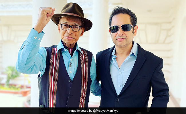 "वेट एंड वॉच" : BJP के साथ अहम गठबंधन वार्ता से पहले टिपरा मोथा के चेयरमैन का ट्वीट