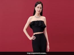 K-Pop Group Blackpink's Jisoo Launches Solo Debut Album 'ME' K-Pop Group Blackpink's Jisoo Launches Solo Debut Album 'ME'