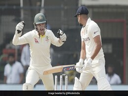 'वनडे टेस्ट मैच..'  इंदौर की पिच पर बल्लेबाजों का बुरा हाल देखकर पूर्व क्रिकेटर ने कसा तंज 'वनडे टेस्ट मैच..'  इंदौर की पिच पर बल्लेबाजों का बुरा हाल देखकर पूर्व क्रिकेटर ने कसा तंज