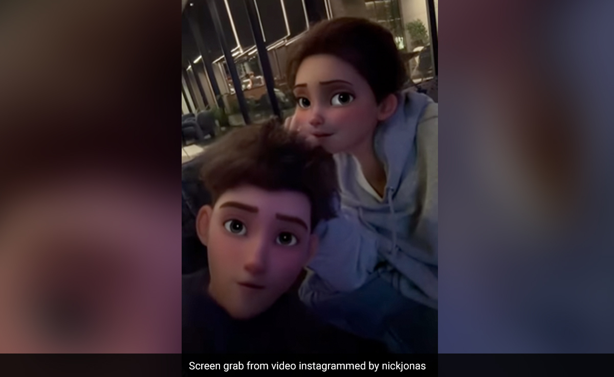 Priyanka Chopra And Nick Jonas Are All Kinds Of Adorable (Even With The Disney Filter)