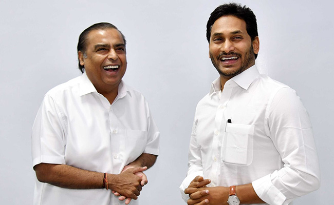 Mukesh Ambani, Industry Veterans Attend Andhra Pradesh Investors' Summit