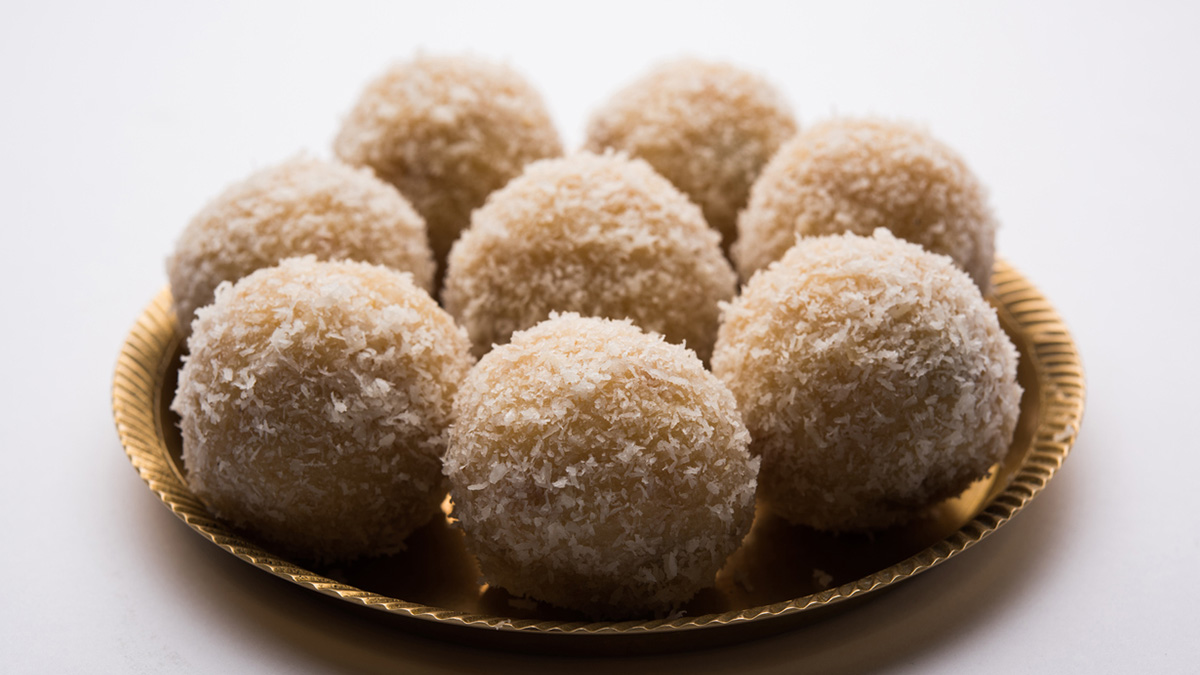 Winter Special Ladoo: बिना ज्यादा मेहनत झटपट बनाएं ये हेल्दी मखाना लड्डू, नोट करें रेसिपी