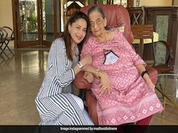 मां के निधन के बाद कुछ यूं छलका माधुरी दीक्षित का दर्द, बोलीं- 'आज सुबह आई तो कमरा...' मां के निधन के बाद कुछ यूं छलका माधुरी दीक्षित का दर्द, बोलीं- 'आज सुबह आई तो कमरा...'