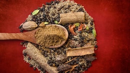 Fight Inflammation With These 7 Everyday Spices Found in Your Kitchen