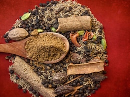 Fight Inflammation With These 7 Everyday Spices Found in Your Kitchen