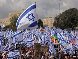 Protests Break Out As Israel Clears Plan To Curb Supreme Court Powers Protests Break Out As Israel Clears Plan To Curb Supreme Court Powers