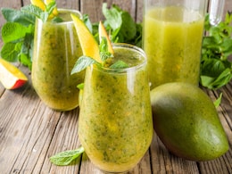 Aam Panne Recipe: तेज गर्मी में लू से बचने के लिए जरूर पिएं आम का पना, शरीर में घोल देगा ठंडक, ये रही रेसिपी Aam Panne Recipe: तेज गर्मी में लू से बचने के लिए जरूर पिएं आम का पना, शरीर में घोल देगा ठंडक, ये रही रेसिपी