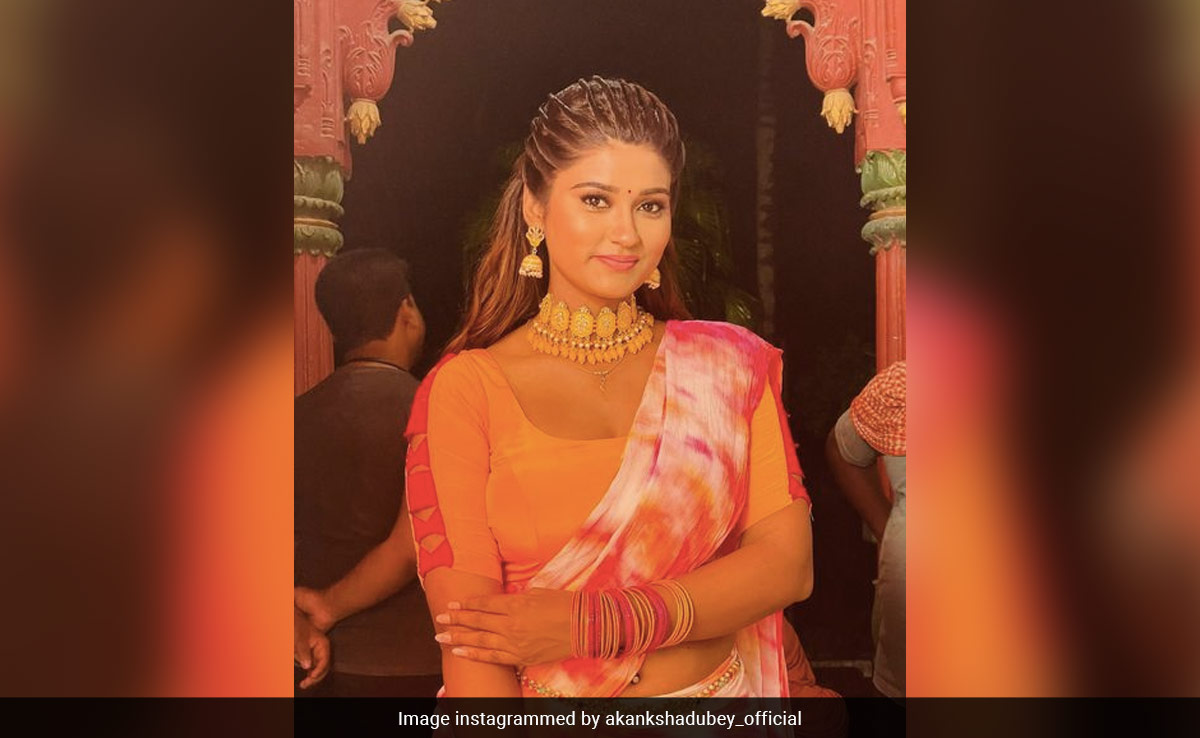 Look Out Notice For Bhojpuri Singer In Actor Akanksha Dubey's Alleged Suicide