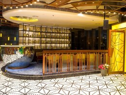 Molecule Noida Is The Perfect Place To Unwind With Friends After Hours