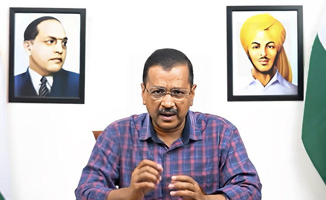 Arvind Kejriwal's "Law And Order" Swipe At Lt Governor Over Delhi Murder