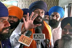 High Court Slams Punjab Police For Amritpal Singh's Escape High Court Slams Punjab Police For Amritpal Singh's Escape