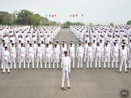 अग्निवीरों के पहले बैच की पासिंग आउट परेड, 2 हजार से अधिक जंबाज ले रहे हैं हिस्सा; देखें तस्वीरें अग्निवीरों के पहले बैच की पासिंग आउट परेड, 2 हजार से अधिक जंबाज ले रहे हैं हिस्सा; देखें तस्वीरें