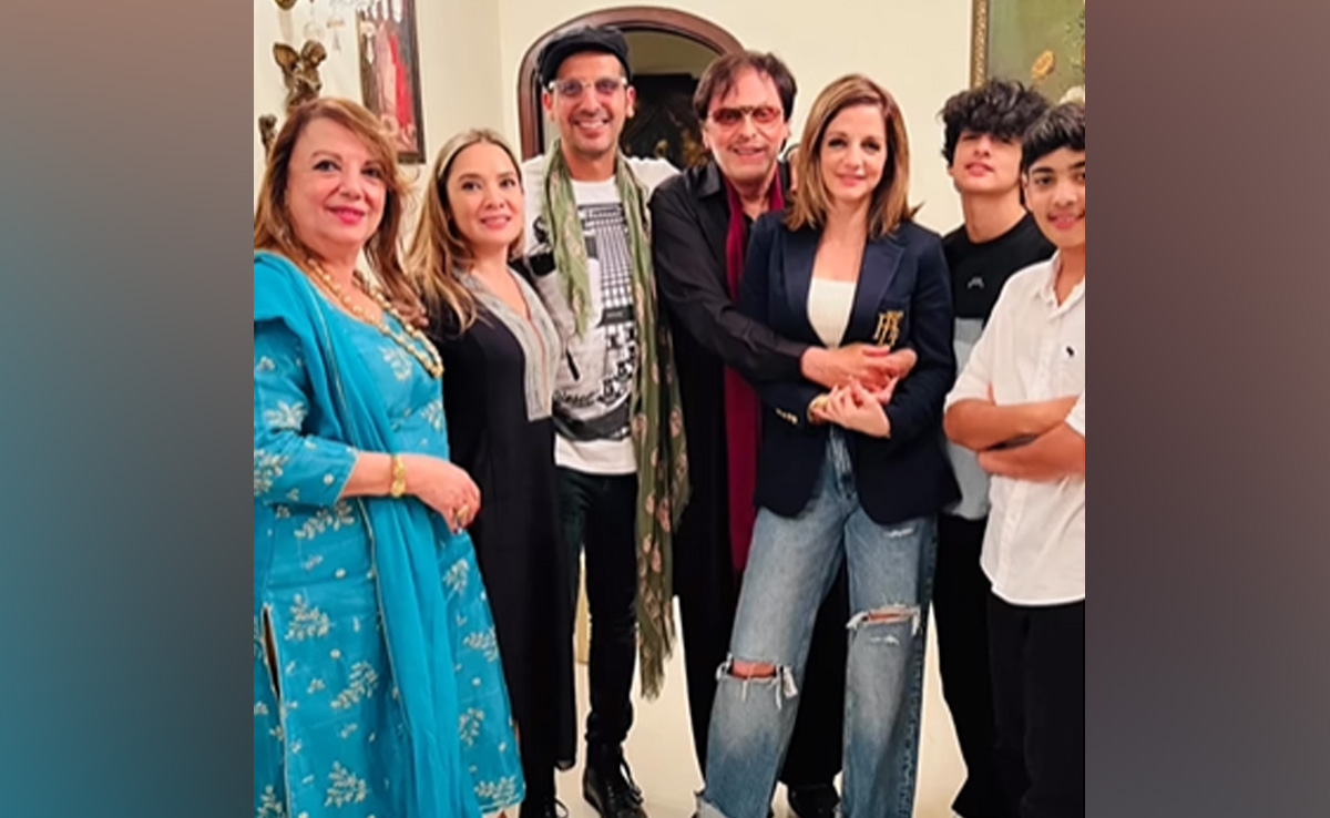 Sussanne Khan's Sweet Birthday Post For Mom Zarine Katrak: "We Love You Too Much"