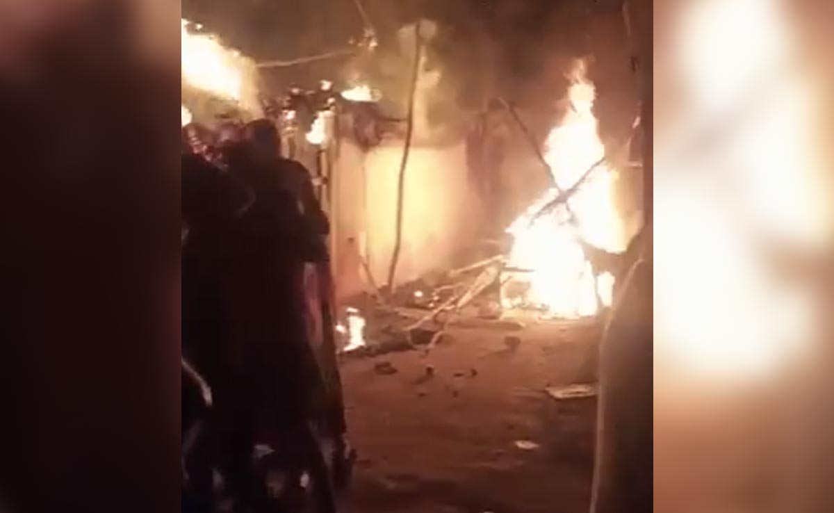 उत्तर प्रदेश : कानपुर में आग लगने से घर में सो रहे एक ही परिवार के 5 लोगों की मौत