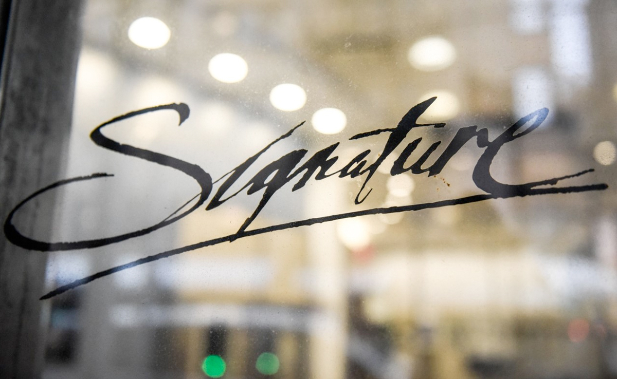 'Old-School' Signature Bank Collapsed After Its Big Crypto Leap