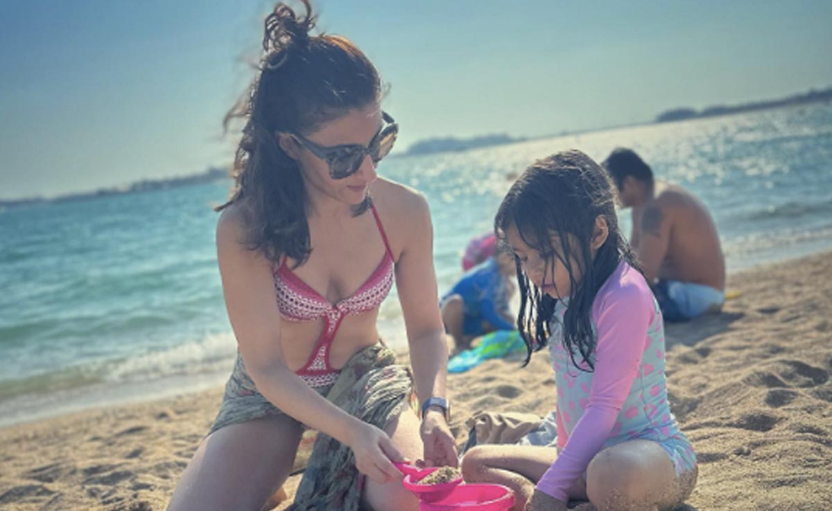 Soha Ali Khan's Day Out At The Beach Cannot Get Any Cuter - Thanks To Daughter Inaaya