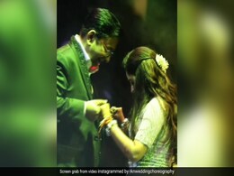बेटी की शादी में पापा ने अपनी 'परी' के साथ कुछ इस इमोशनल अंदाज में किया डांस, वीडियो देख लोग बोले- यादगार पल बेटी की शादी में पापा ने अपनी 'परी' के साथ कुछ इस इमोशनल अंदाज में किया डांस, वीडियो देख लोग बोले- यादगार पल