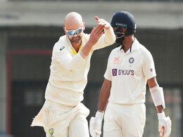 एक ही तरीके से नॉथन लॉयन ने चटकाए आठों विकेट, तो बॉलर पर लगा नैगेटिव रणनीति का आरोप एक ही तरीके से नॉथन लॉयन ने चटकाए आठों विकेट, तो बॉलर पर लगा नैगेटिव रणनीति का आरोप