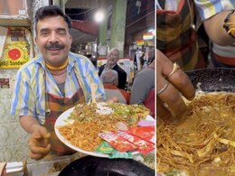 Watch: Old Delhi Street Vendor Makes Chowmein Omelette. "Horror," Says Internet