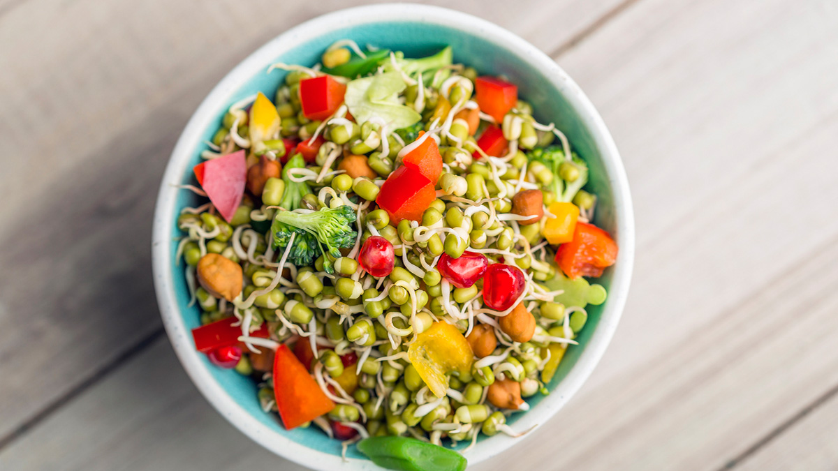 10 Health Benefits Of Eating Sprouts Salad