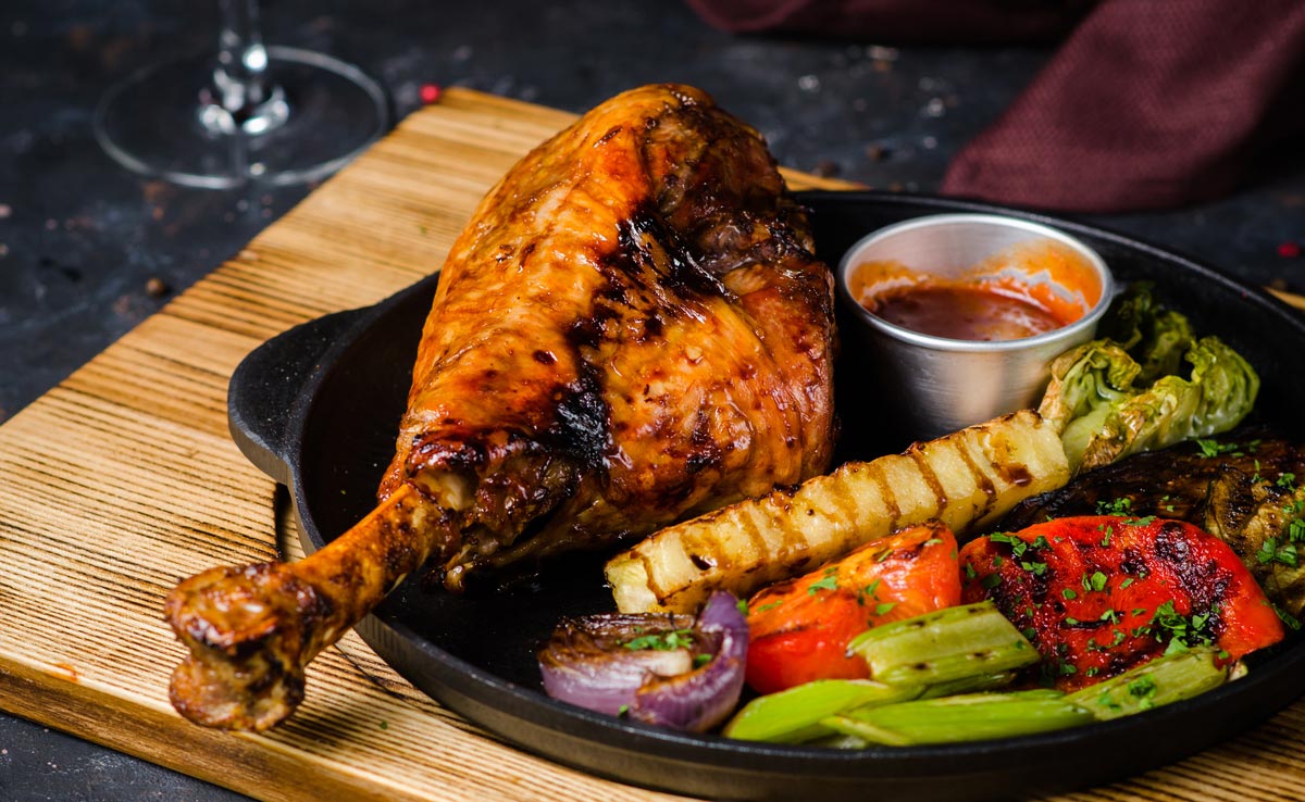 "No Meat In The Building": Vegan Landlord Seeks Tenants For $5,750 New York Apartment