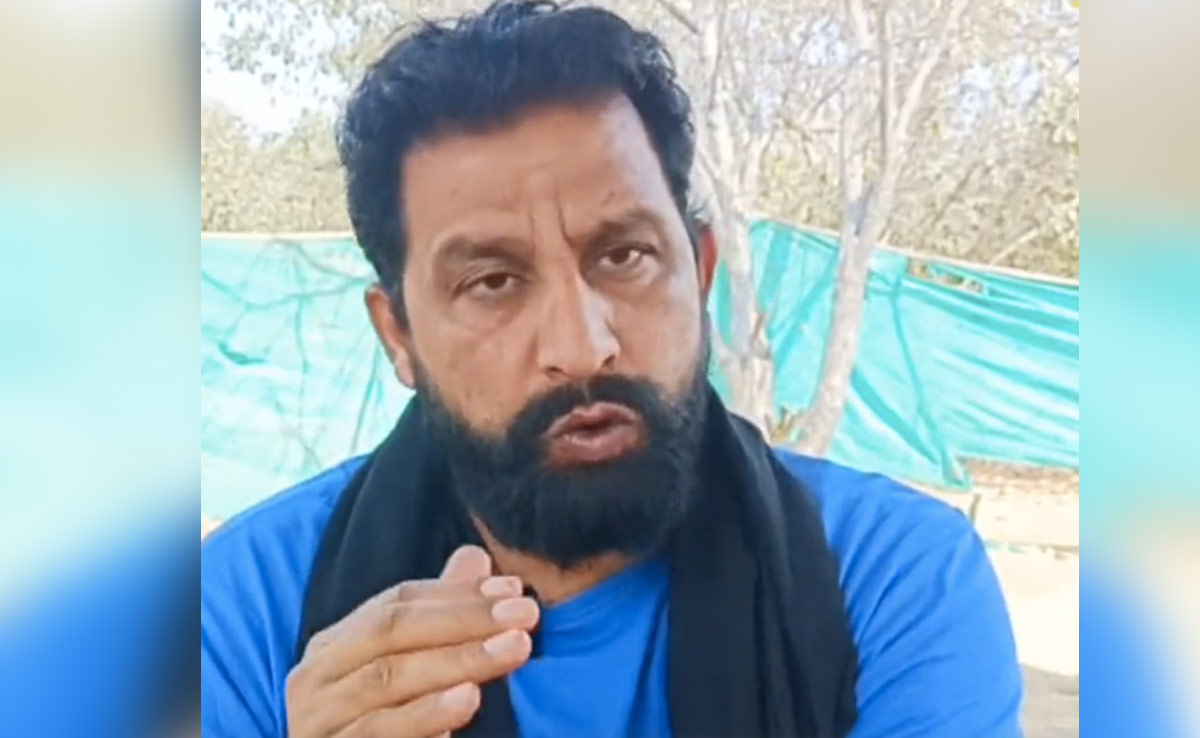 "ये पूरा सच नहीं": स्वाति मालीवाल के अपने पिता पर यौन शोषण का आरोप लगाने पर बोले उनके पूर्व पति