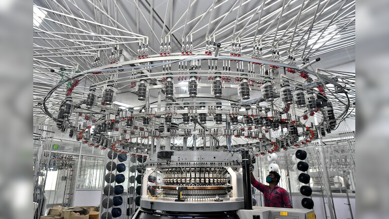 Q3 Economic Growth Stronger Than Data Suggests: Economists