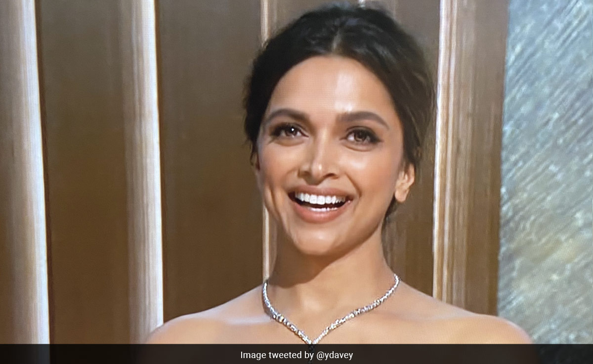 ''Proud Moment'': Twitter Overwhelmed After Deepika Padukone Introduces <i>'Naatu Naatu'</i> At Oscars 2023